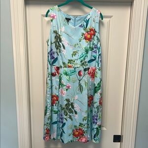 Floral Sleeveless Dress - Multicolor